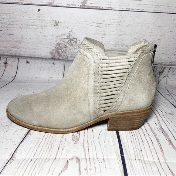 Vince Camuto Pippsy Gray Ankle Bootie Boots 7.5 - Picture 7 of 10